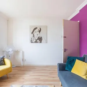 Cosy 1 Bedroom Flat Near Town Centre Barking (Greater London)